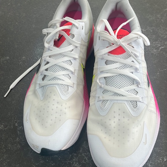 Men\'s Nike new with out box Sz 11 Rawdacous style